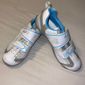 ERGO GRIP SPIN SHOES